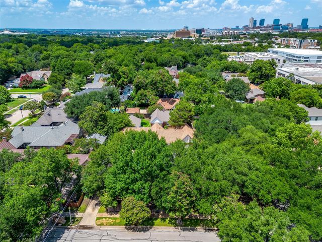 2138 Stanley Avenue, Fort Worth, TX 76110