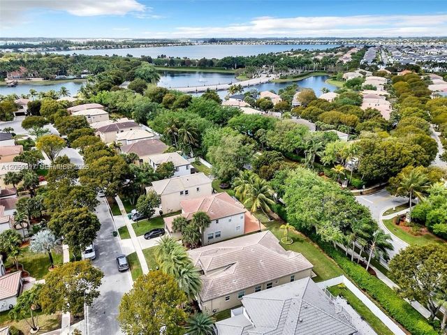 16855 SW 49th Ct, Miramar, FL 33027