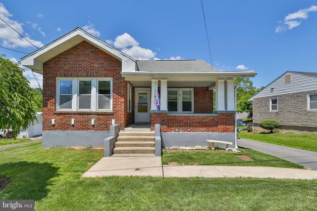 1635 E EMMAUS AVE, Allentown, PA 18103