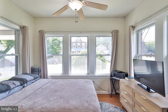 1635 E EMMAUS AVE, Allentown, PA 18103