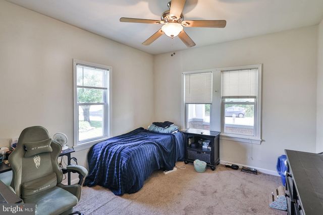 1635 E EMMAUS AVE, Allentown, PA 18103