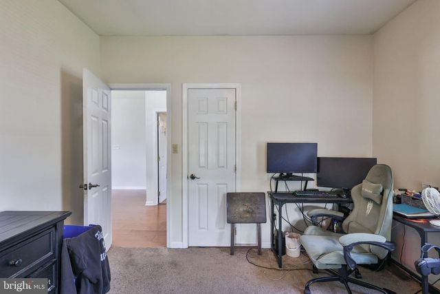 1635 E EMMAUS AVE, Allentown, PA 18103