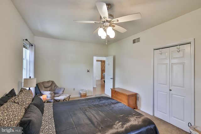 1635 E EMMAUS AVE, Allentown, PA 18103