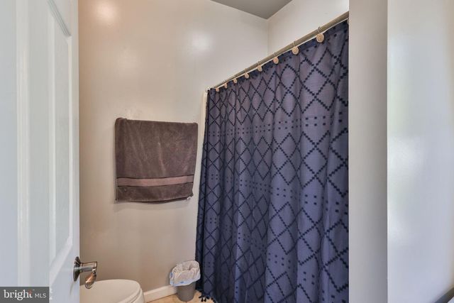 1635 E EMMAUS AVE, Allentown, PA 18103