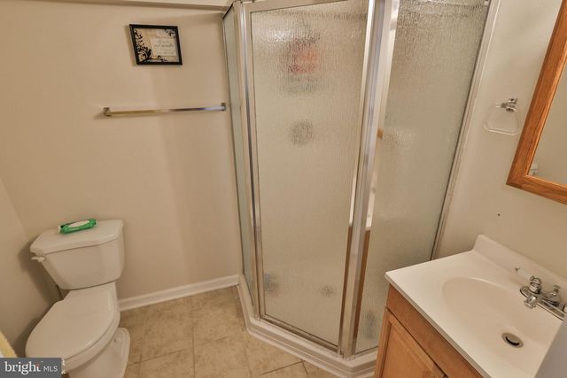 1635 E EMMAUS AVE, Allentown, PA 18103