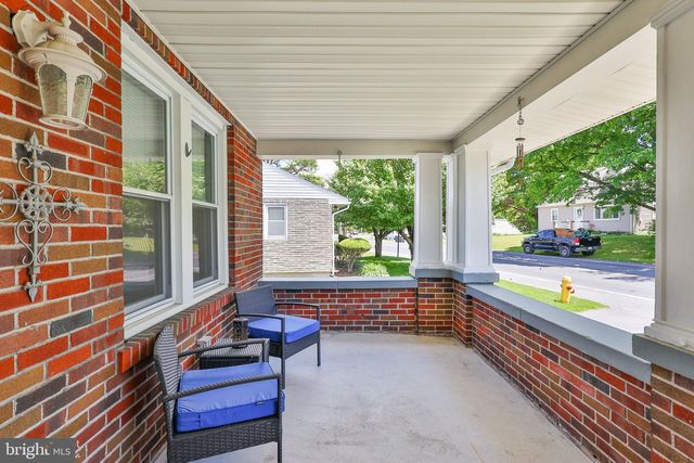 1635 E EMMAUS AVE, Allentown, PA 18103