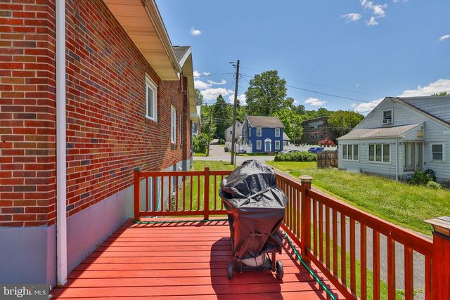 1635 E EMMAUS AVE, Allentown, PA 18103