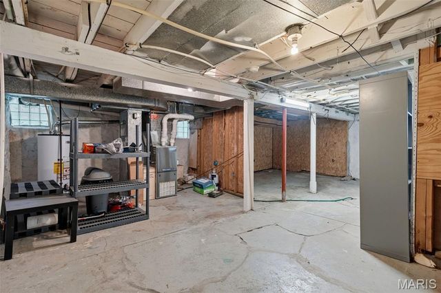 5339 Quincy Street, St Louis, MO 63109