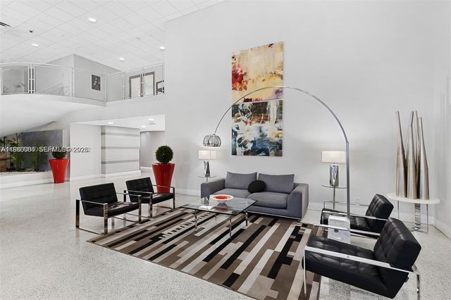 3000 S Ocean Dr 206, Hollywood, FL 33019