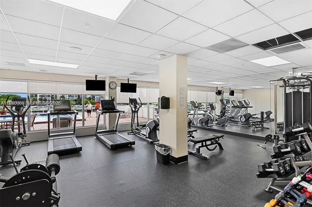 3000 S Ocean Dr 206, Hollywood, FL 33019