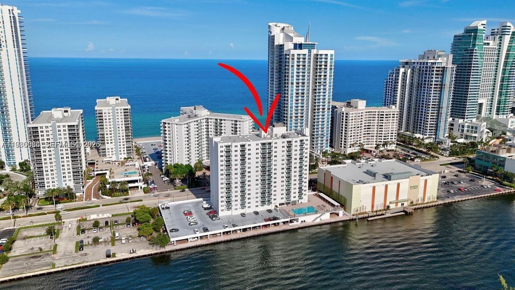 3000 S Ocean Dr 206, Hollywood, FL 33019