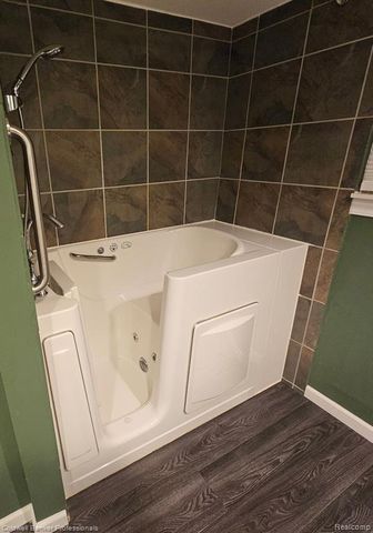 4331 Jones Road, North Branch, MI 48461