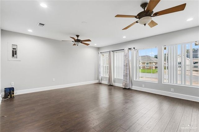 904 S Diplomat Drive, Pharr, TX 78577