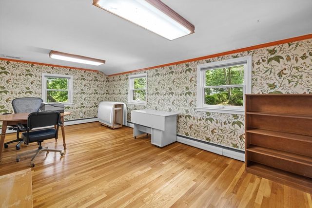 9 Plymouth Rd, Winchester, MA 01890