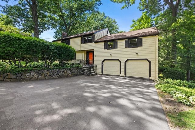 9 Plymouth Rd, Winchester, MA 01890