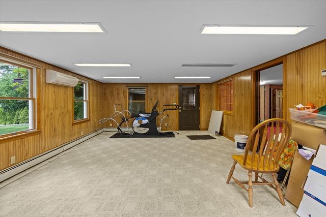 9 Plymouth Rd, Winchester, MA 01890
