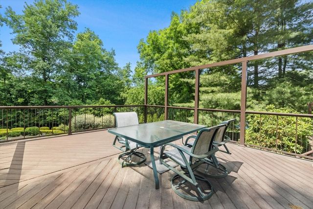 9 Plymouth Rd, Winchester, MA 01890
