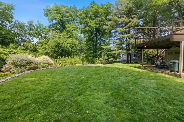 9 Plymouth Rd, Winchester, MA 01890