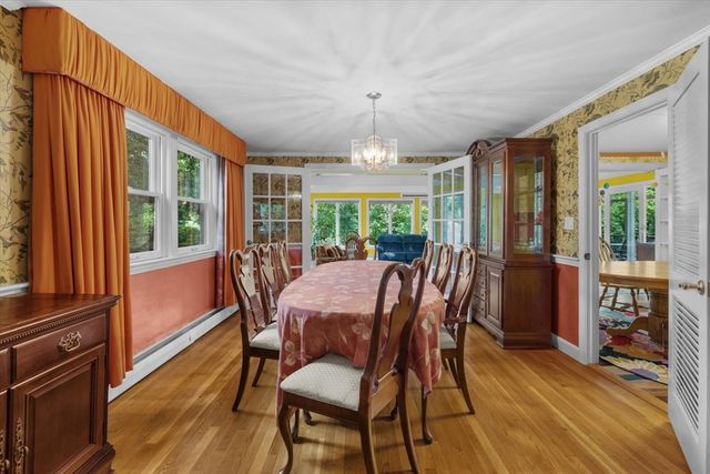 9 Plymouth Rd, Winchester, MA 01890