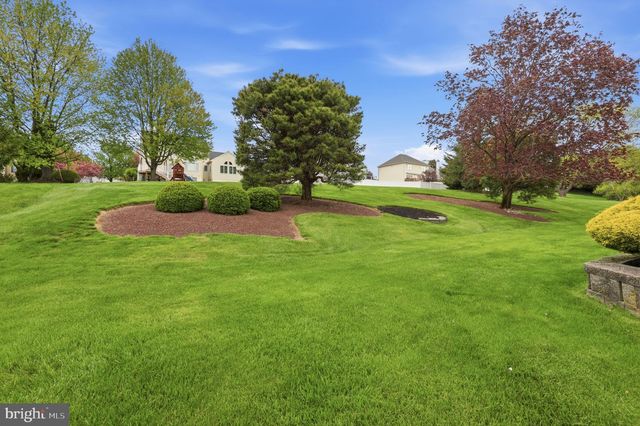 100 WINDY KNOLL DR, Richboro, PA 18954
