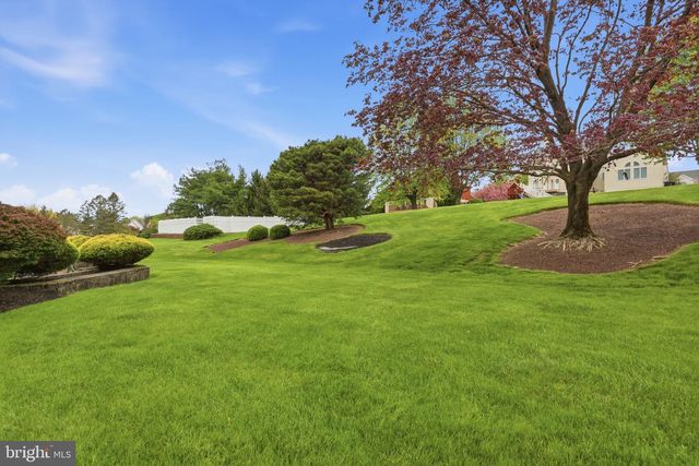 100 WINDY KNOLL DR, Richboro, PA 18954
