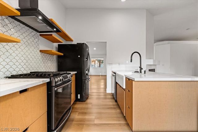 4818 Carefree Drive, Las Vegas, NV 89122