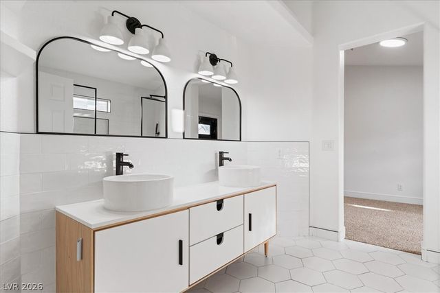 4818 Carefree Drive, Las Vegas, NV 89122