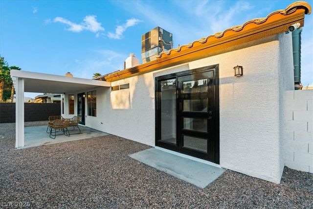 4818 Carefree Drive, Las Vegas, NV 89122