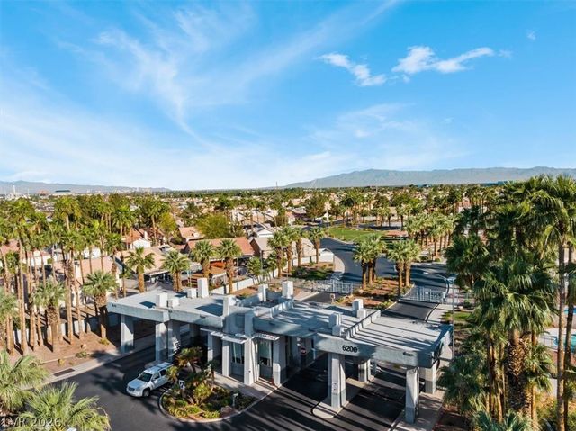 4818 Carefree Drive, Las Vegas, NV 89122