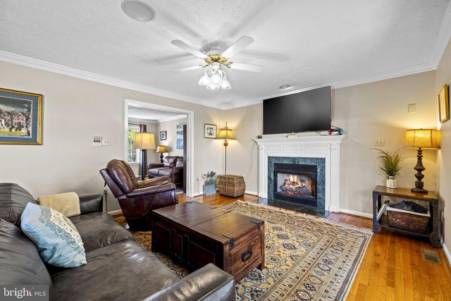 1286 MACEDONIA CHURCH RD, Stephens City, VA 22655
