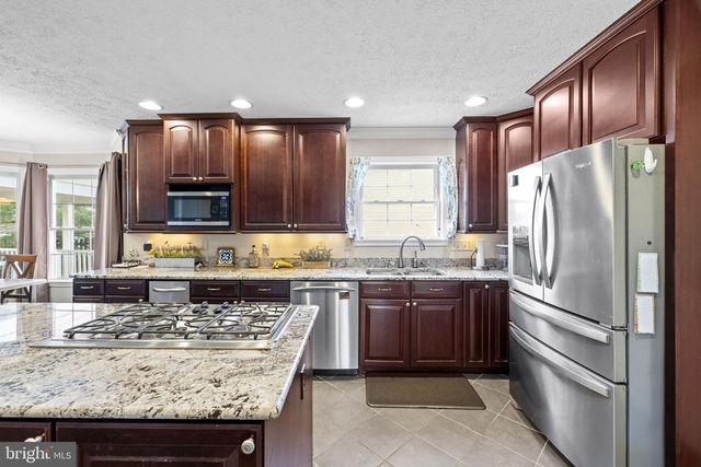1286 MACEDONIA CHURCH RD, Stephens City, VA 22655