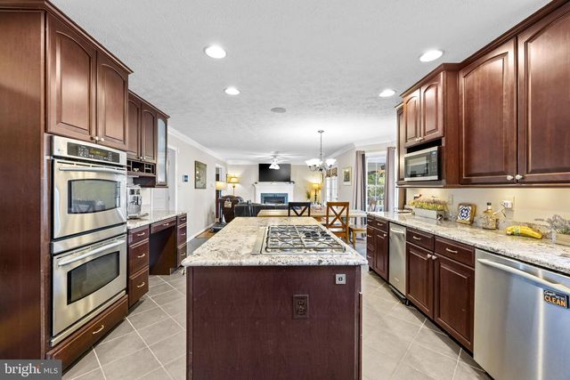 1286 MACEDONIA CHURCH RD, Stephens City, VA 22655