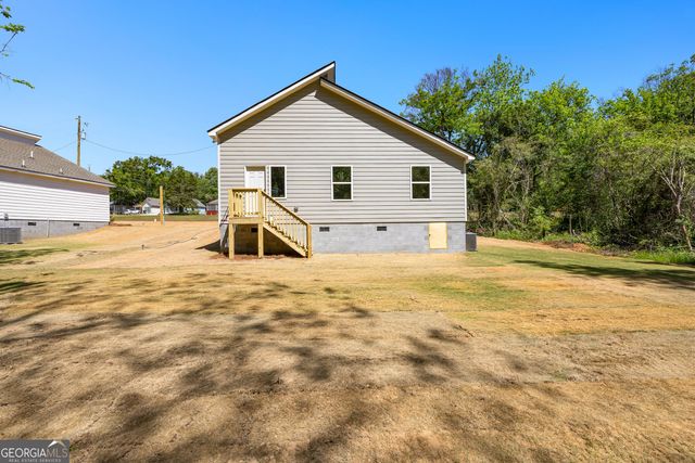 797 Hunnicutt Avenue, Lagrange, GA 30240