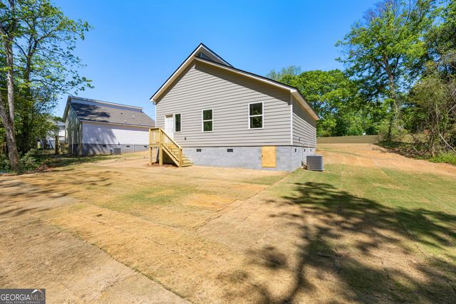 797 Hunnicutt Avenue, Lagrange, GA 30240