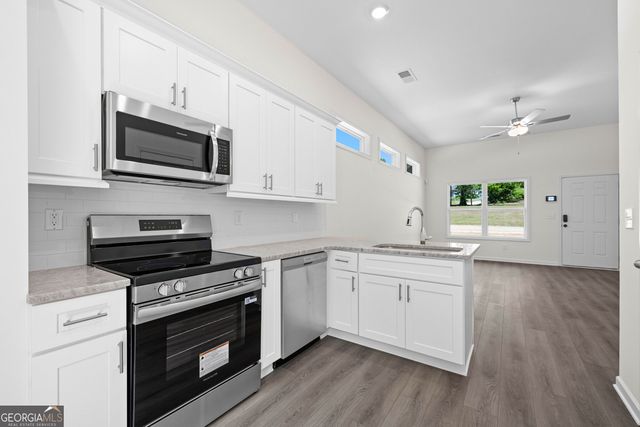 797 Hunnicutt Avenue, Lagrange, GA 30240