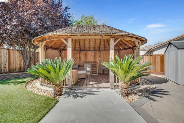 188 Continente Ave, Brentwood, CA 94513