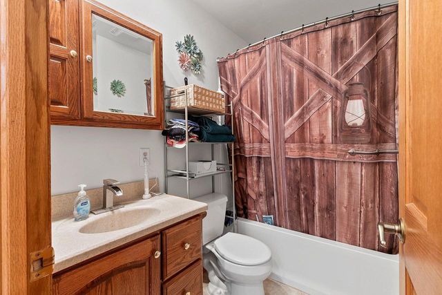7624 Seidl ROAD, Manitowoc, WI 54220
