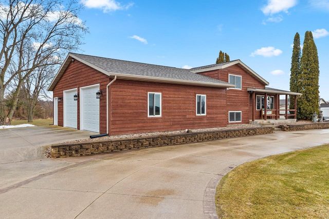 7624 Seidl ROAD, Manitowoc, WI 54220