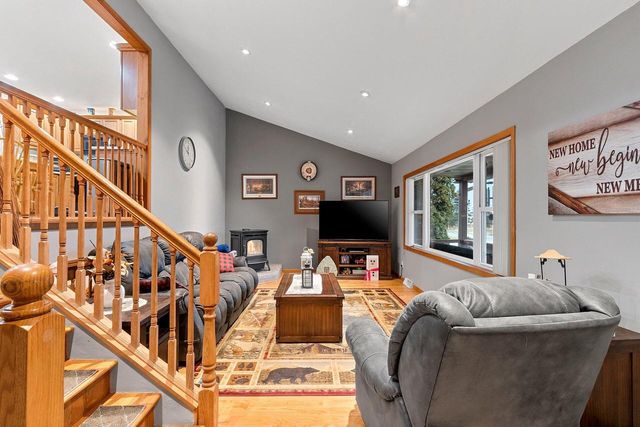 7624 Seidl ROAD, Manitowoc, WI 54220