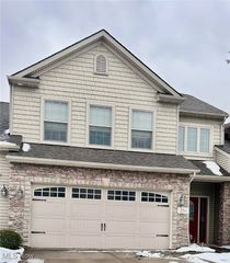 294 Lakewick Lane, Willowick, OH 44095