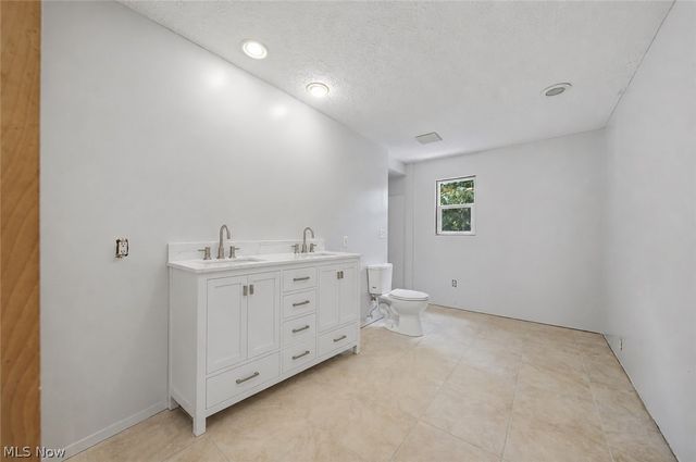 9505 Nita Lane, Streetsboro, OH 44241