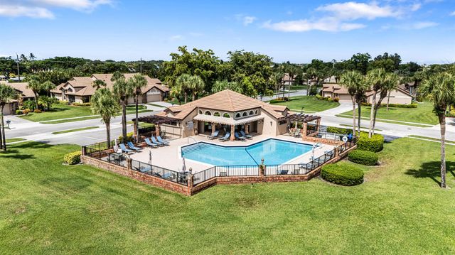 7219 Le Chalet Boulevard, Boynton Beach, FL 33472