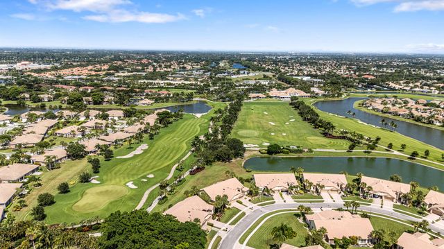 7219 Le Chalet Boulevard, Boynton Beach, FL 33472