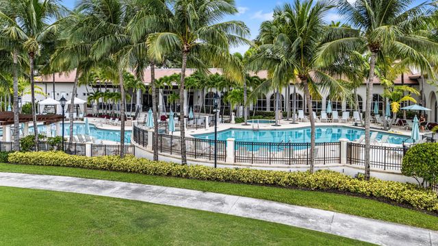 7219 Le Chalet Boulevard, Boynton Beach, FL 33472