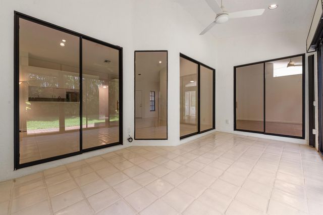 7219 Le Chalet Boulevard, Boynton Beach, FL 33472