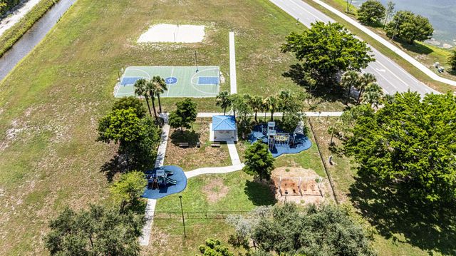 7219 Le Chalet Boulevard, Boynton Beach, FL 33472
