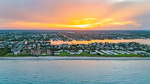 7219 Le Chalet Boulevard, Boynton Beach, FL 33472