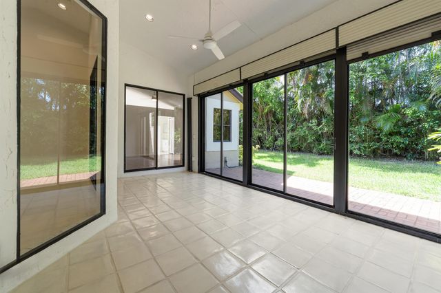 7219 Le Chalet Boulevard, Boynton Beach, FL 33472
