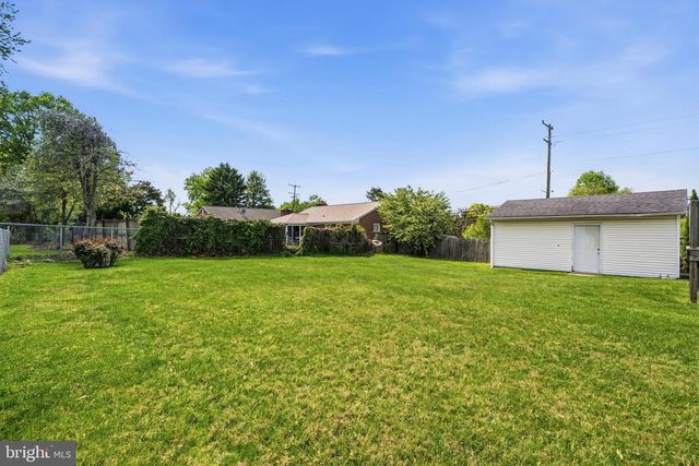 8 JAMES ST, Gaithersburg, MD 20877