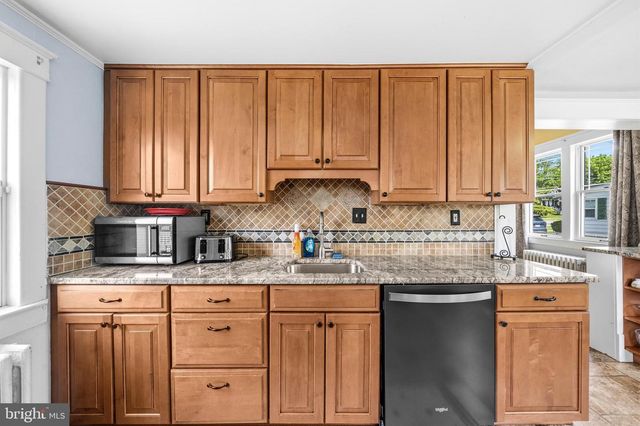 8 JAMES ST, Gaithersburg, MD 20877